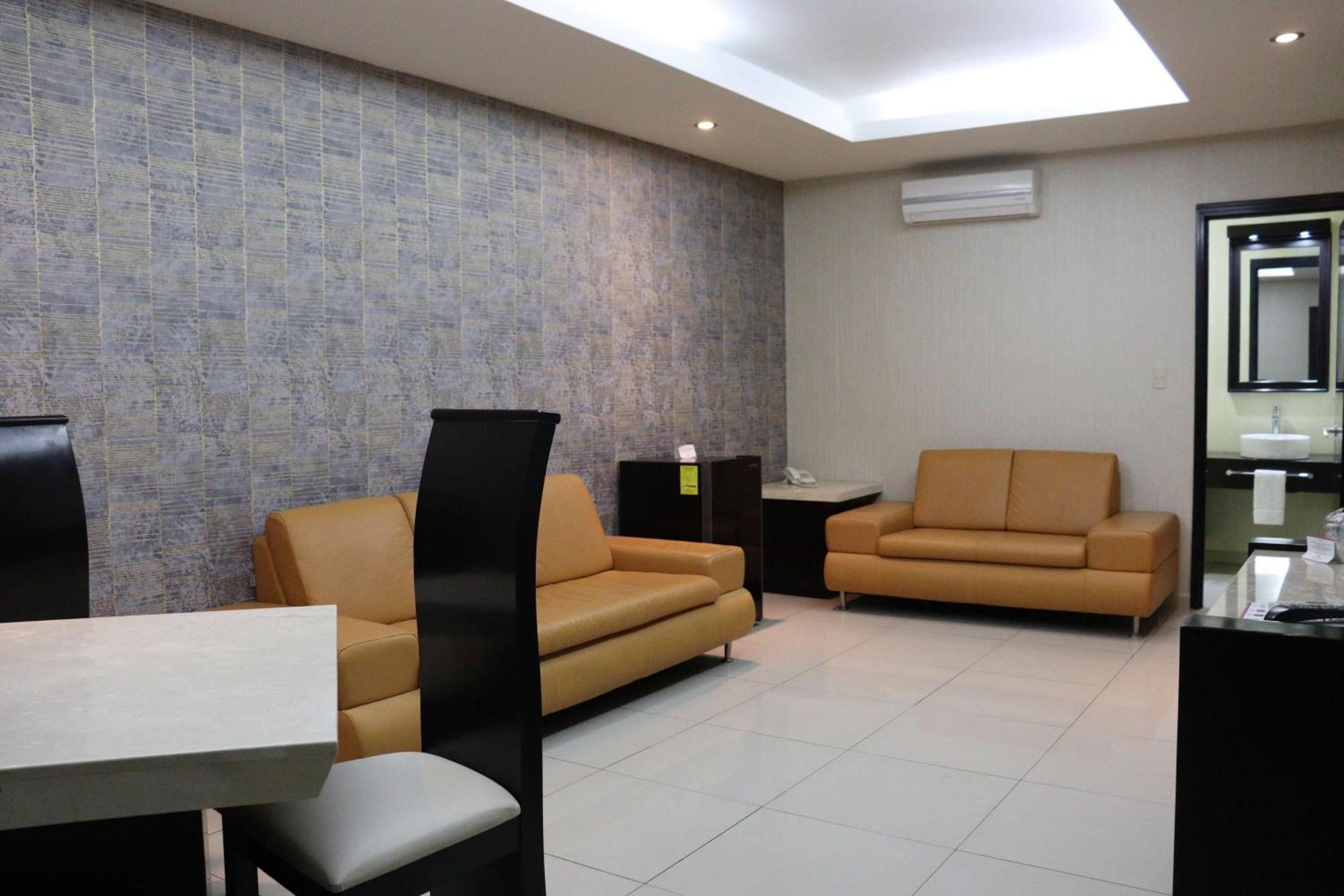 Wyndham Garden Aguascalientes Hotel & Casino Dış mekan fotoğraf
