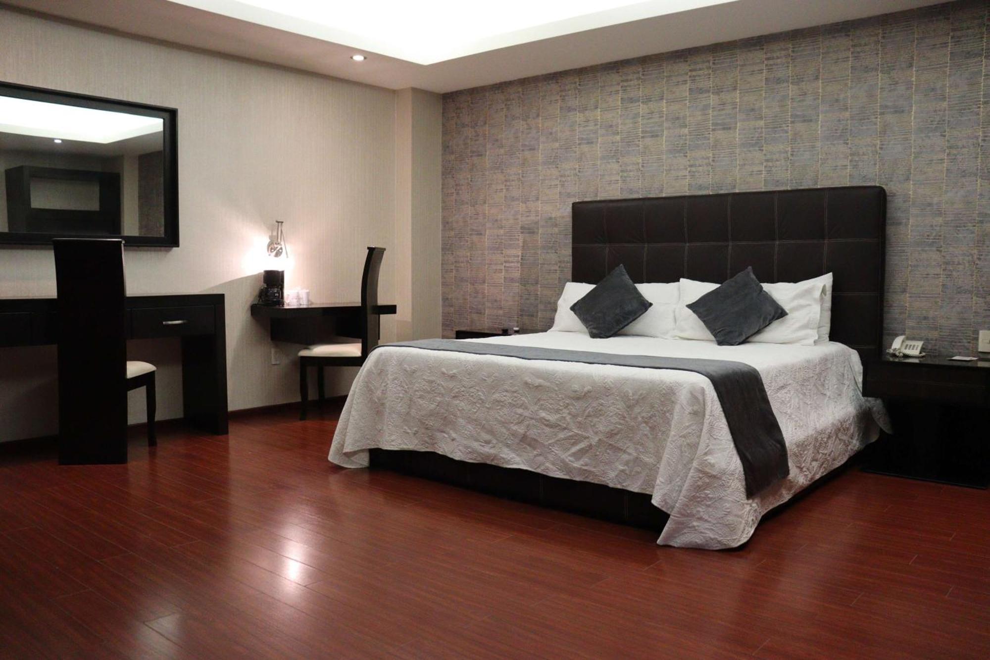Wyndham Garden Aguascalientes Hotel & Casino Dış mekan fotoğraf