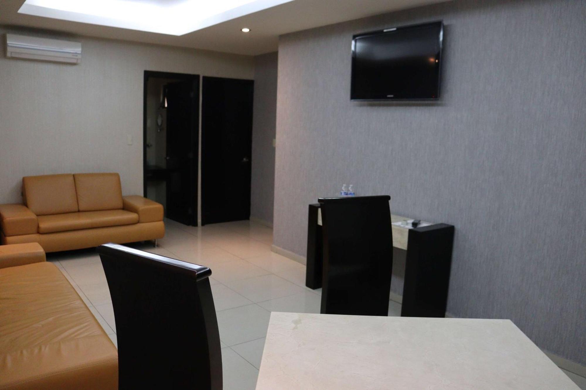 Wyndham Garden Aguascalientes Hotel & Casino Dış mekan fotoğraf