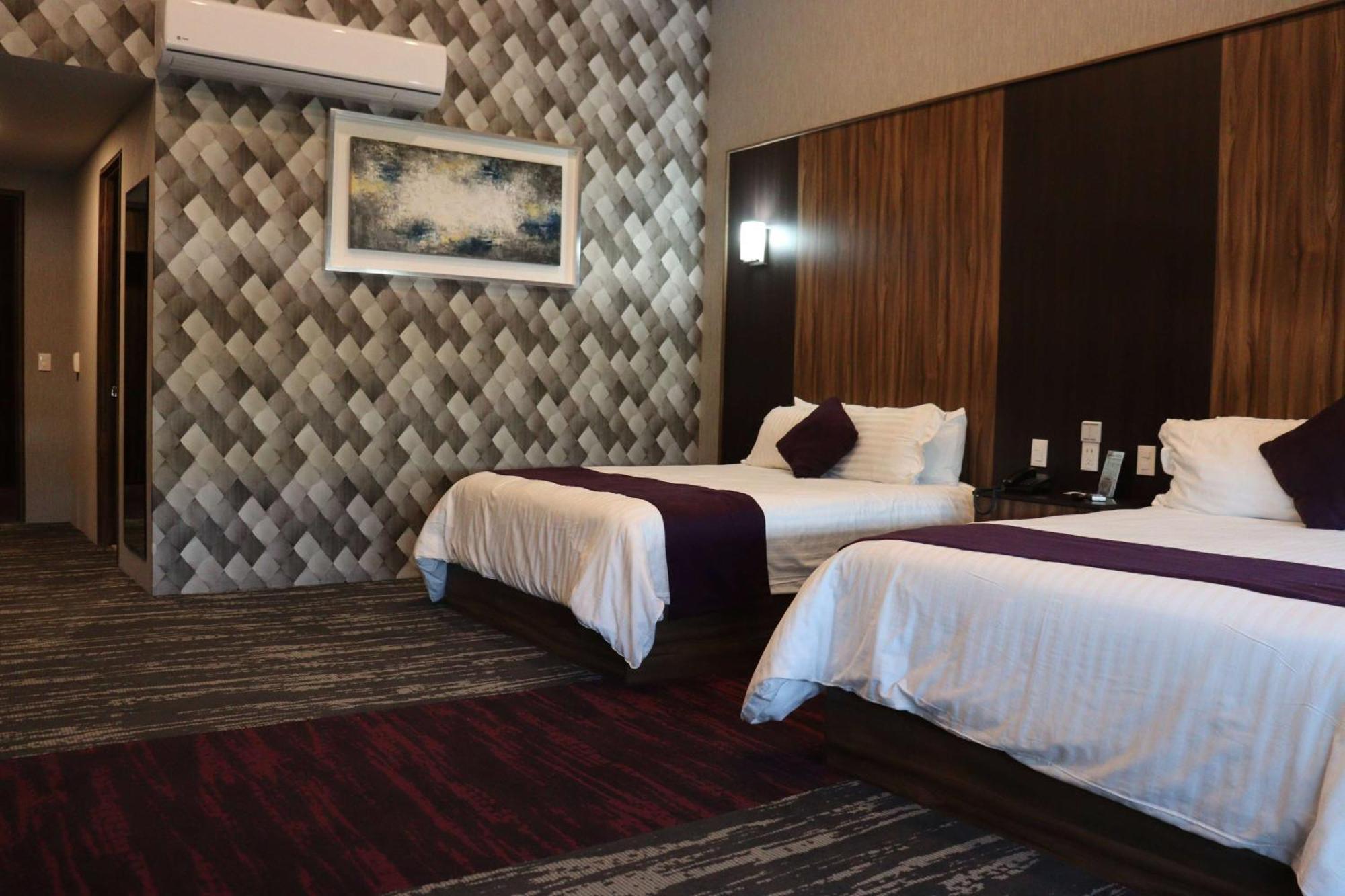 Wyndham Garden Aguascalientes Hotel & Casino Dış mekan fotoğraf