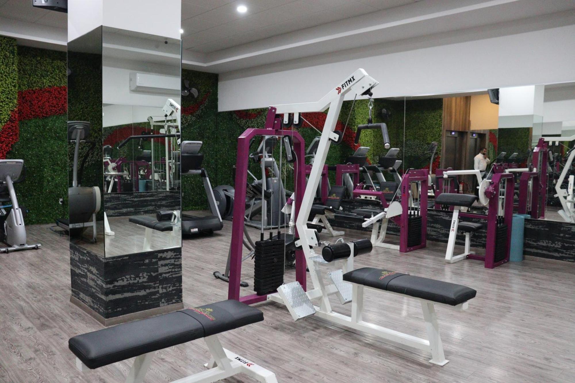 Wyndham Garden Aguascalientes Hotel & Casino Dış mekan fotoğraf